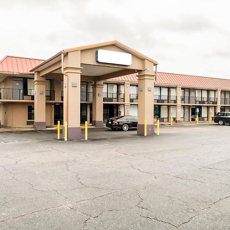 Oyo Hotel Bossier City La - Red River מראה חיצוני תמונה