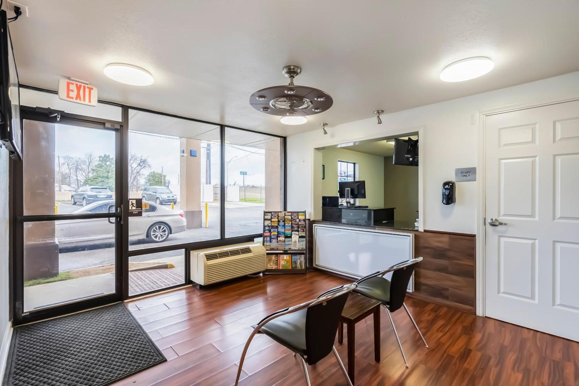 Oyo Hotel Bossier City La - Red River מראה חיצוני תמונה